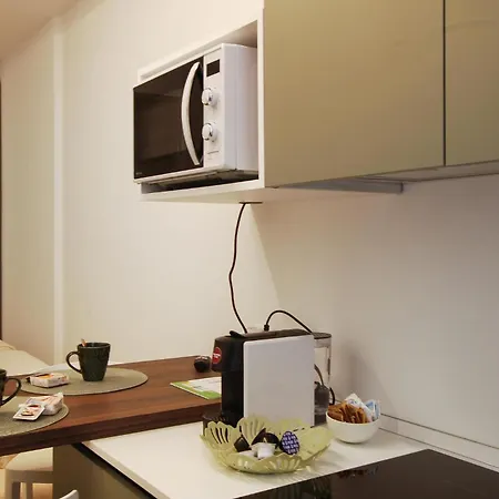 Lovely In With Wifi Apartman *